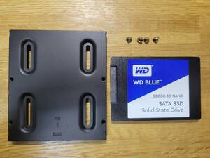 ★送料無料★中古 WD Blue 3D NAND SSD 2.5インチ SATA 500GB、 オウルテック2.5→3.5インチサイズ変換ブラケット