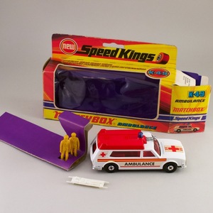 イギリス マッチボックス（matchbox） 救急車 new Speed Kings AMBULANCE K-49 1974