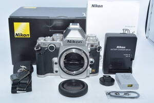 【特上品】 Nikon デジタル一眼レフカメラ Df シルバーDFSL　＃7939