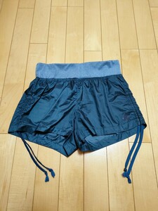 【美品】アディダスadidas レディースランニングパンツ Sサイズ ネイビー