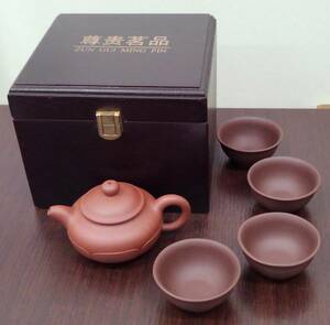 【9623】中國宜製 急須 湯呑 茶器 茶道具 煎茶道具 骨董 美術 芸術 工芸 時代物 中国美術 アンティーク ヴィンテージ 現状品 2点まで同梱可