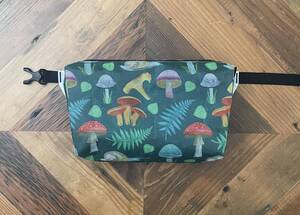 High Tail Designs Fanny Pack v1.5 Forest Mushroom by Ash Ryan ファニーパック サコッシュ ハイテイルデザインズ ハイテールデザインズ