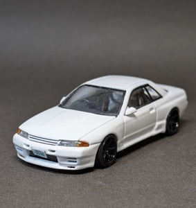 トミカ　リミテッドヴィンテージ　改造　R32　スカイライン　GT-R　クリスタルホワイト　ストリート仕様　レース車両ベース　改　