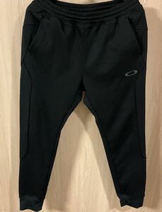 ◆オススメ◆ OAKLEYスウェットロングパンツ Enhance Technical Fleece Pants.Grid 7.3 422342JP ブラック　サイズL