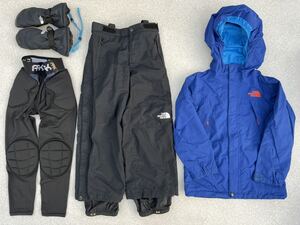 良品!! 子供用ウエアSET(キッズ130) 購入金額45000円 ノースフェイス(THE NORTH FACE) SCOOP JACKET＆SCOOP PANT＆GLOVES＆FRKプロテクター