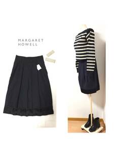 ★未使用・タグ付き★MARGARET HOWELL*定番 タック プリーツ スカート*サイズ1 膝下 ダークネイビー 黒 ブラック レディース 切替 ボーダー