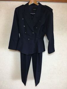 Leggy Pressのレディース　ダブルパンツスーツ