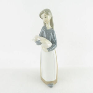 美品 LLADRO リヤドロ 1011 子豚を抱く少女 フィギュリン 置物 インテリア 陶器人形 SO1142P