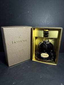 ★古酒必見！！ 未開栓 Hennessy COGNAC X.O ヘネシー コニャック ブランデー 金キャップ ビンテージ 700ml 40％ 箱付き 高級 レア V490