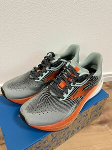 ブルックス　BROOKS hyperion MAX 25.0 ハイペリオンマックス