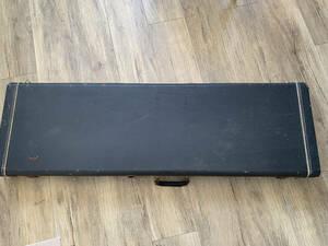 Fender bass hardcase