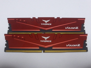 メモリ デスクトップパソコン用 TEAM T-FORCE VALCAN Z DDR4-3200 PC4-25600 8GBx2枚 合計16GB 起動確認済みです TLZRD48G3200HC16FBK