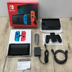 070 A 《中古品》ニンテンドー スイッチ 本体 HAC-001 Switch 【動作確認・初期化済 】