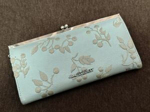 NO177☆ JILL STUART　刺繍が素敵な長財布　水色系