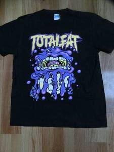 TOTALFATトータルファット限定ロゴ廃盤バンドTシャツ(バンT/ライブT)色ブラックsizeM美中古品