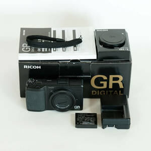 [良品｜レンズキャップ付] RICOH GR DIGITAL IV / リコー / コンパクトデジタルカメラ / コンデジ