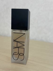 ナーズ　NARS オールデイ　ルミナスティック　ウェイトレス　ファンデーション　30ml MEDIUM1 定価6710円　残量たっぷり　定形外350円　A