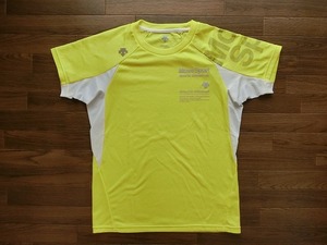 DESCENTE デサント Move Sport ムーブスポーツ Tシャツ DAT-5710 M USED