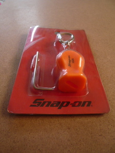 ☆Snap-on☆スナップオン☆廃版品☆ドライバーキー☆ミニグリップキーホルダー☆SIMGKO☆オレンジ☆車☆バイク☆家用の合鍵☆未使用☆レア