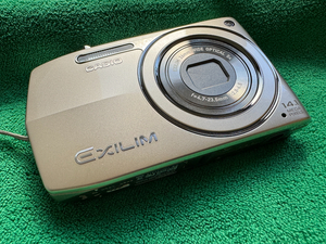 新品同様 CASIO EXILIM ZOOM EX-Z2300GD