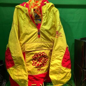 【中古品/古着】ellesse スキー スノーボードウェア ナイロンジャケット アウトドア ひまわり 胸囲85㎝ 身長160㎝(子供用かと思います)