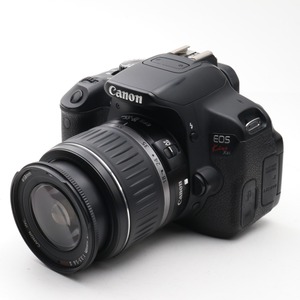 中古 美品 Canon EOS X6i レンズセット キャノン 一眼レフ カメラ　自撮り 人気 初心者 おすすめ 新品8GBSDカード付