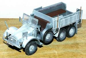 ■即決ドラゴン 1/72【ドイツ軍 Kfz.70 クルップ・プロッツェ 6×4 兵員輸送車 冬季迷彩 東部戦線 1943