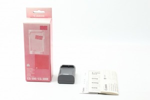 ◆未使用品◆キヤノン Canon バッテリーチャージャー CG-300 付属品完備 元箱◇42981