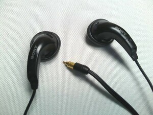 SONY 純正　イヤホン　MDR-E552　　マイクロプラグ　★ジャンク