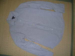  [ギャップ GAP, 2着] ワイシャツ トップス 白縦縞, 青チェック柄 2着 美品 Mサイズ相当 (出品者身長172cmが着用)