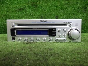 # ホンダ純正 KENWOOD 1DIN CD デッキ CX-484 08A02-4K0-101 オーディオ AUX 動作確認済 ケンウッド GB3 フリードスパイク外し [06020569]