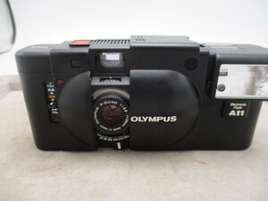 ★☆コンパクトフィルムカメラ　オリンパス　OLYMPUS　XA　フラッシュA11付き☆★