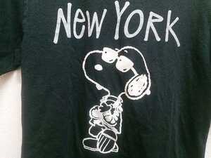 かわいい♪スヌーピーTシャツ　PEANUTS Sサイズ　USED NewYork サングラス 古着