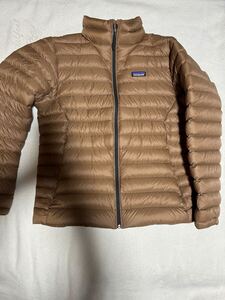 新品未使用 パタゴニア Patagonia 84675 MEBN Mサイズ メンズ DOWN SWEATER ダウンセーター