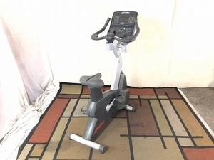 【米軍放出品】アップライトバイク フィットネスバイク ジムマシン LifeFitness CLSC エクササイズバイク ☆BE3JM-W#24