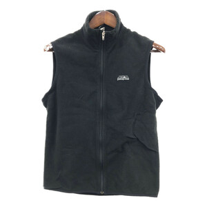 00年代 USA製 patagonia パタゴニア フリース ベスト アウトドア ワンポイント ブラック (メンズ S) 中古 古着 Q6711