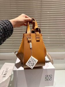 ★極美品★新品未使用★ロエベ LOEWE ハンドバッグ ハンモックバッグ ブラウン レディース