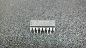 *** TS-790G or UT-10 富士通　PLL IC　MB87006A DIP 16P 新品未使用品　ICソケット付き　***