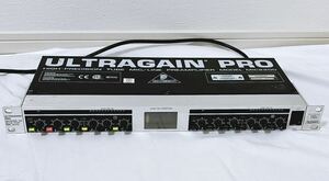 BEHRINGER ベリンガー ULTRAGAIN PRO MIC2200 マイクプリアンプ 【現状品】