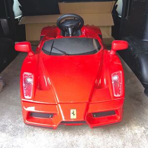 中古品 toys toys フェラーリ キッズカー 全長約140cm MADE IN ITALY イタリー MO 140 FX Ferrari ペダルカー エンツォ 乗用玩具