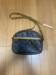 Louis Vuitton ルイヴィトン ショルダーバッグ　ポーチ モノグラム