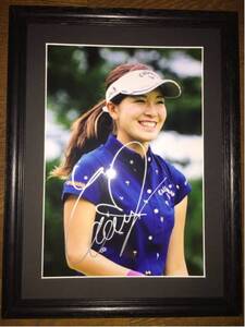 LPGA 藤田光里 直筆サイン入りA4生写真 高級額装品④