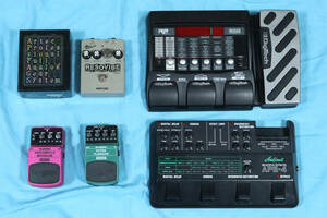 ARTEC RSV3 RESOVIBE/BEHRINGER DM100 DISTORTION MODELER/UF100 ULTRA FLANGER/DigiTech RP355/AriaProII APE-4 MULTIPLE EFFECTS