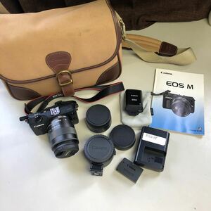 Canon EOS M カメラ　レンズ　ZOOM LENS EF-M 18-55mm 22mm ライト　90ex 充電器　説明書　カバー レンズキャップ 動作確認済み　W-0530-03