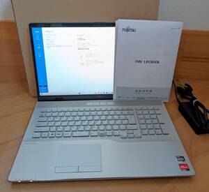 【Used】富士通 FMV LIFEBOOK NH77/F3　FMVN77F3G Ryzen 7 5700U/メモリ 16GB/SSD 512GB/DVD/17.3型 光沢/win11/office付 21年9月製