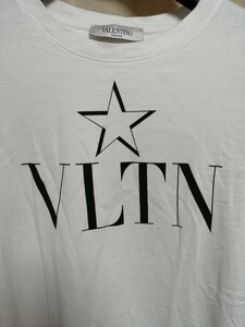 ジャイアントヴァレンティノ最高傑作一瞬でヴァレンティノと分かるVALENTINOヴァレンティノロゴVLTNブラックバイカラー半袖Tシャツ