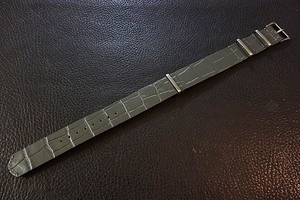 ◆Leather NATO G10Strap◆高品質国産クロコ型押しカーフ VINTAGE GRAY 20mm カスタムオーダー(バックルカラー) 受注生産 腕時計ベルト