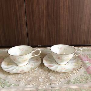 NARUMI 　BONE CHINA　　 カップ＆ソーサー　 2客セット 