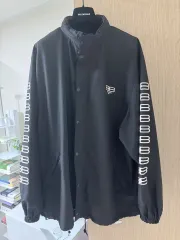 【雷市場（ポンジャン）商品韓国直送】 BALENCIAGA(バレンシアガ) BB ロゴ ウインドブレーカー