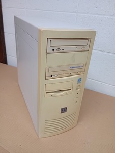 〇 メーカー不明 Pentium3デスクトップパソコン 型番不明 BIOS起動確認済み中古品 /PentiumⅢ /128MB /HDDなし